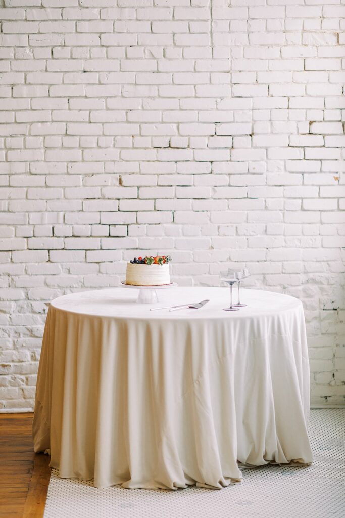 A cake table at the One Eleven East Wedding Venue.