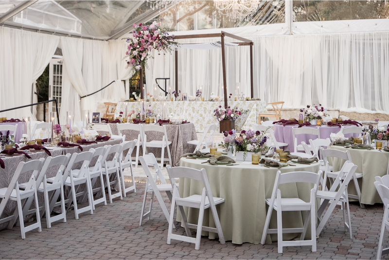 A courtyard coffee shop wedding at The Allen House