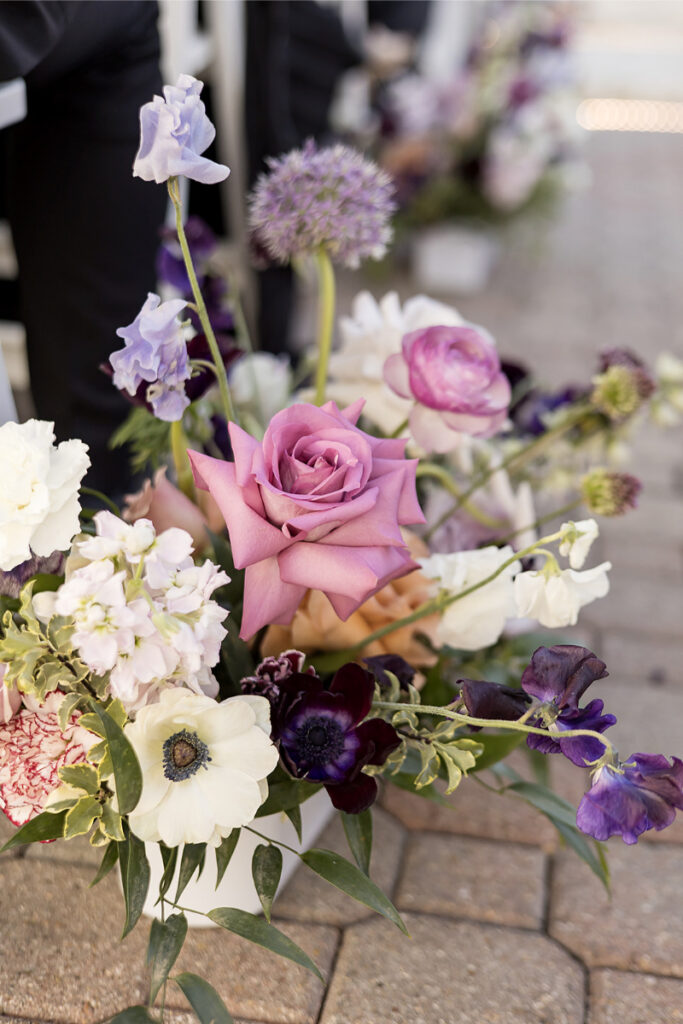 A courtyard coffee shop wedding at The Allen House